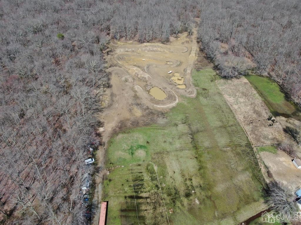 533 Texas Road photo 2