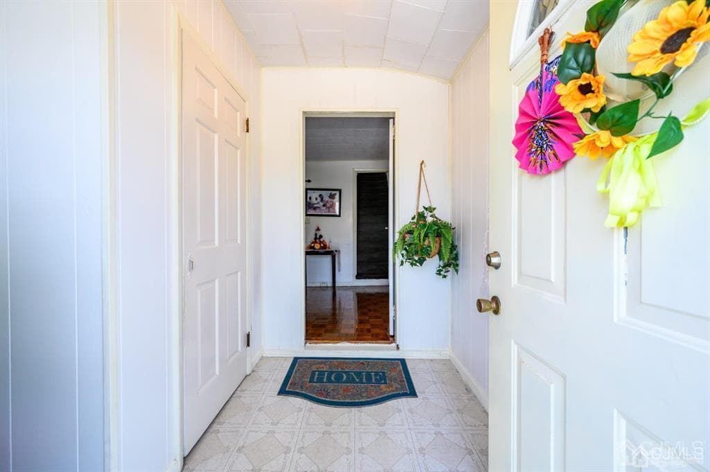 16 N Newark Avenue photo 3