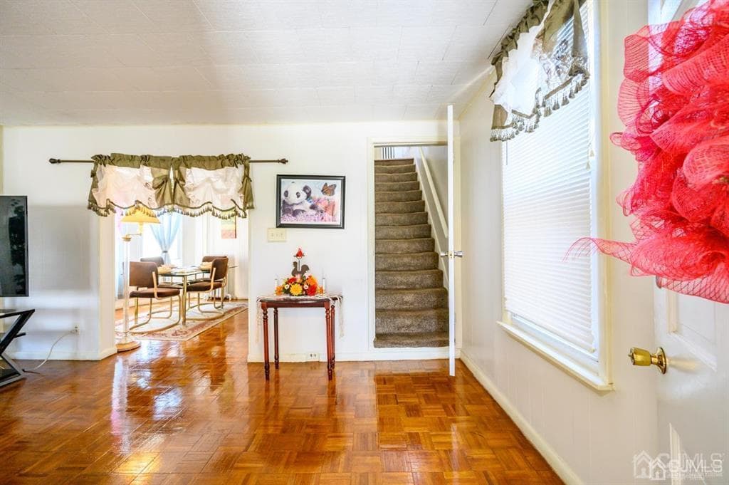 16 N Newark Avenue photo 4