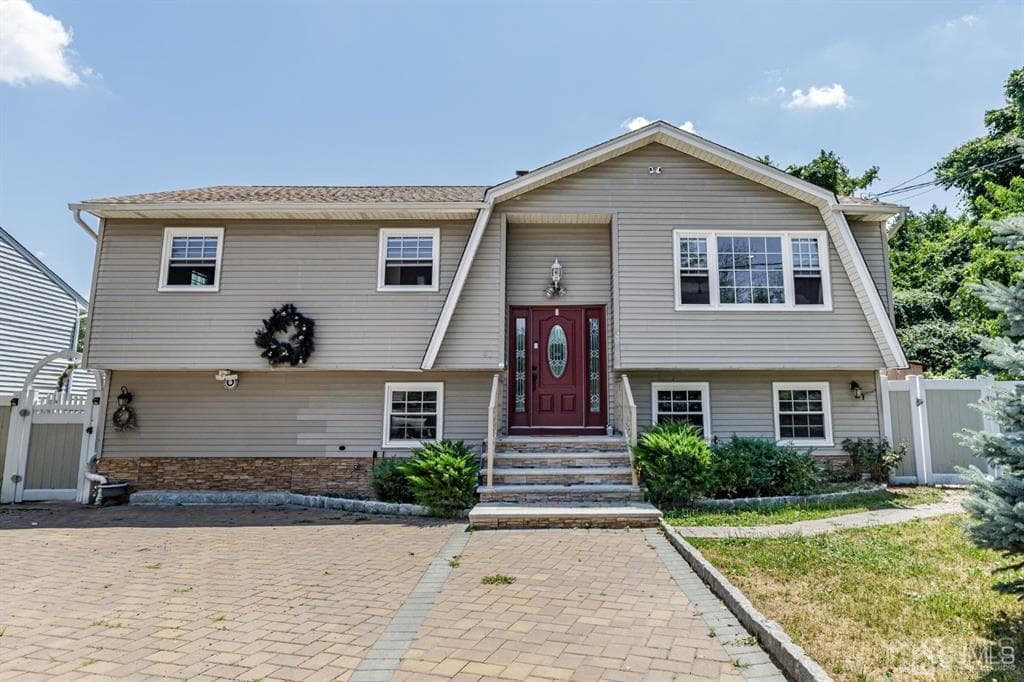 41 Cedar Street