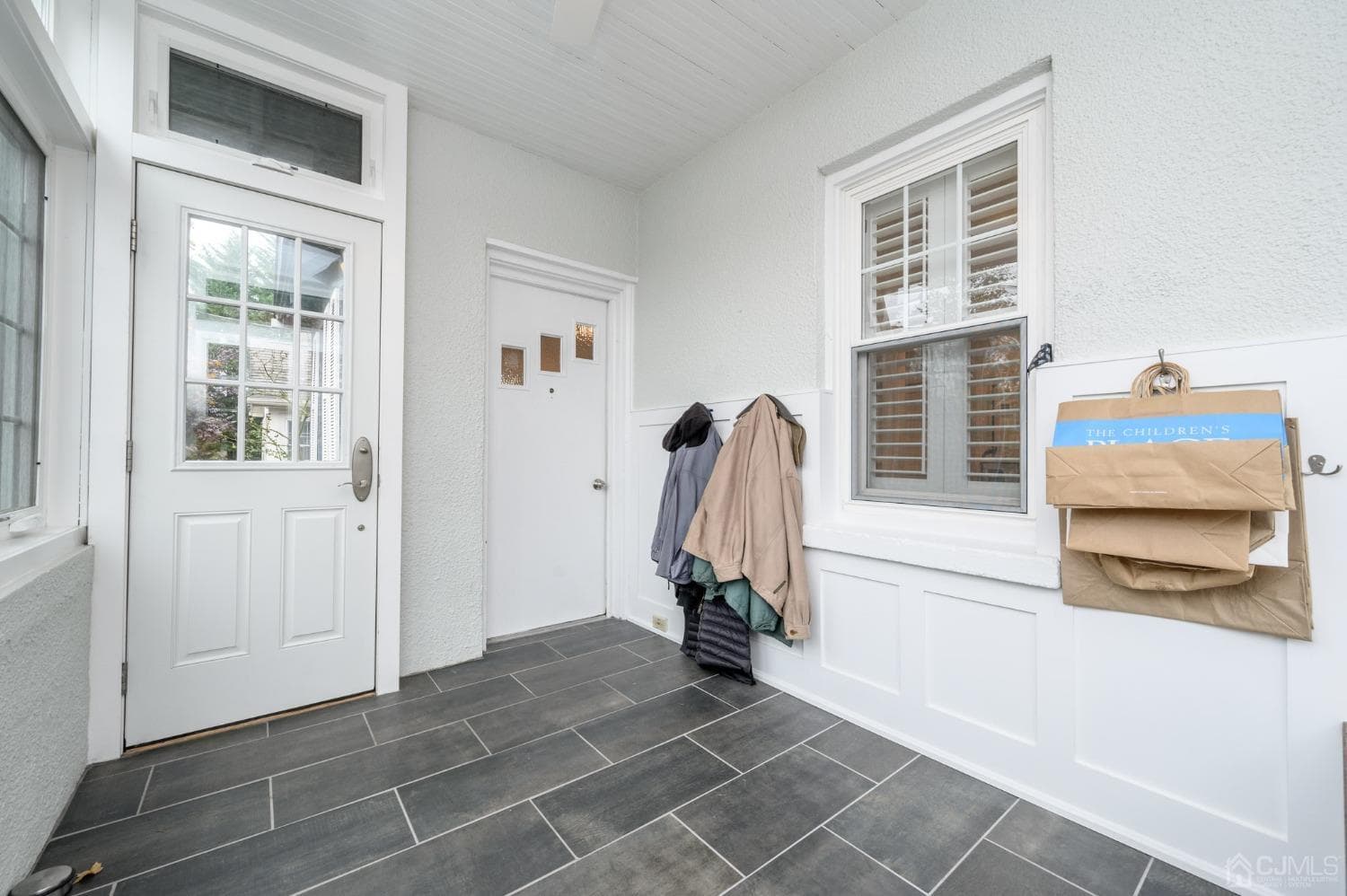 330 Washington Avenue photo 5