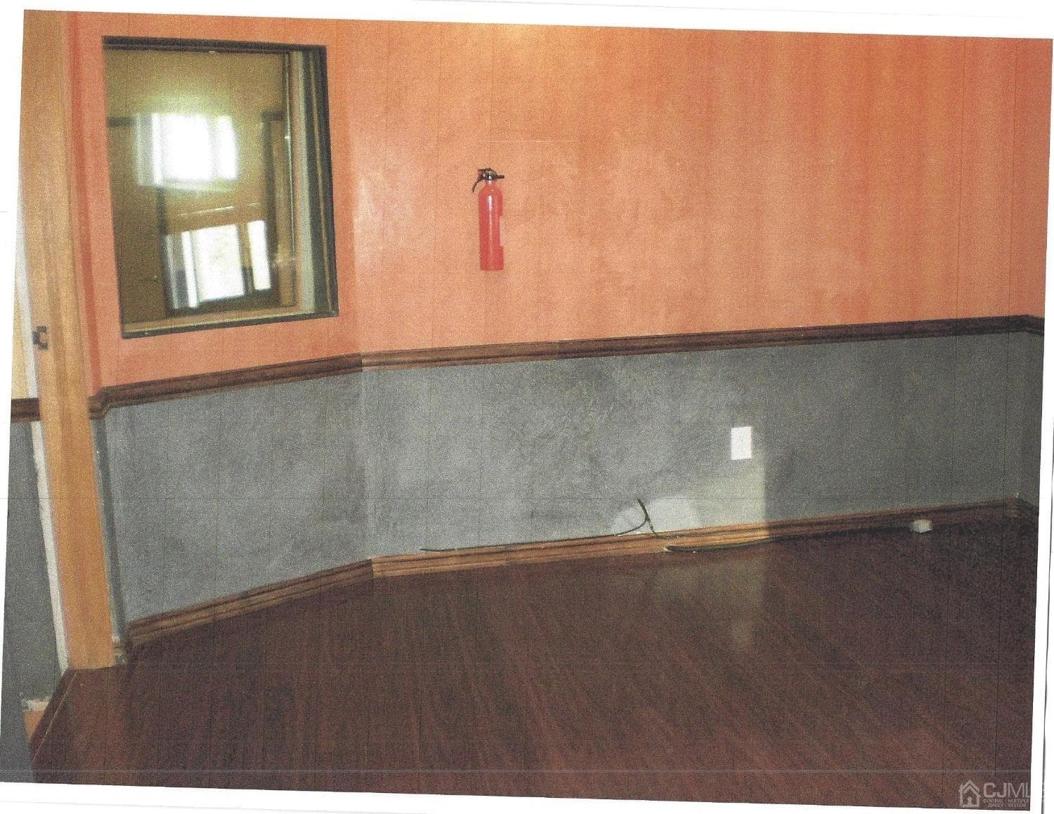 1149 Raritan Avenue photo 5