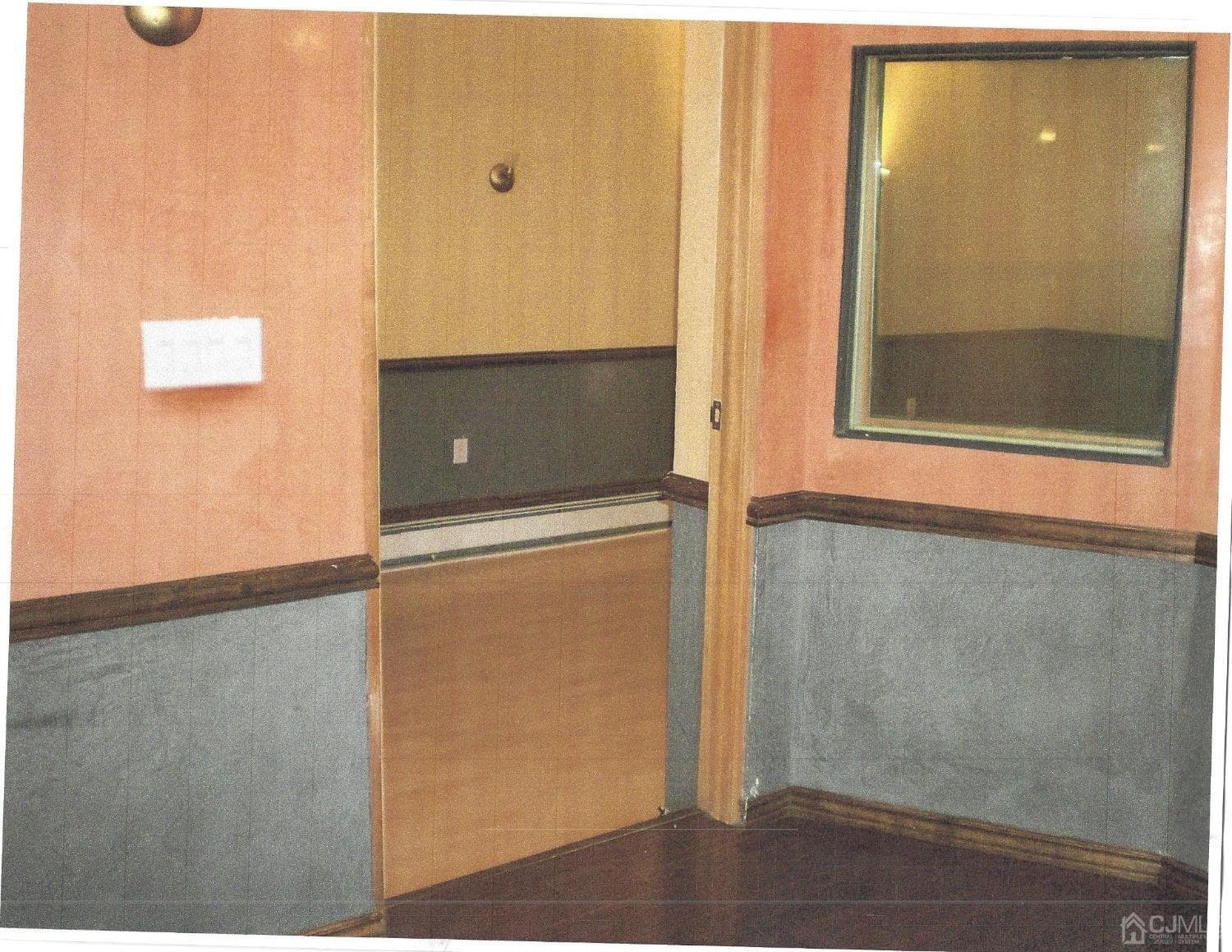 1149 Raritan Avenue photo 4