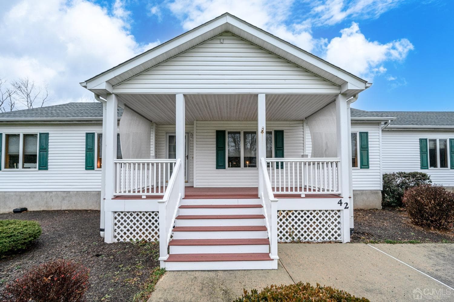 42 Fairview Road photo 2