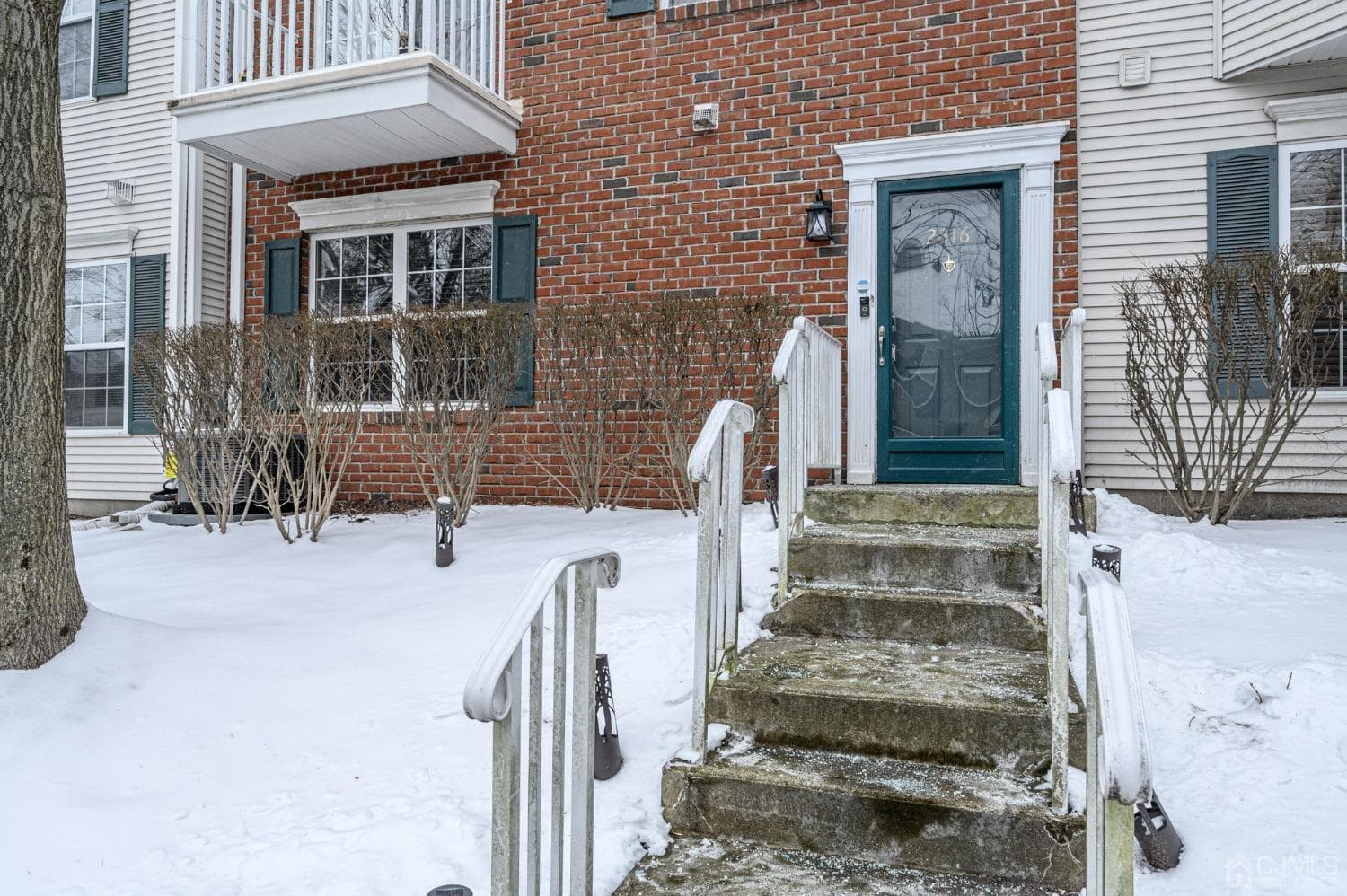 2316 Oakham Court photo 2