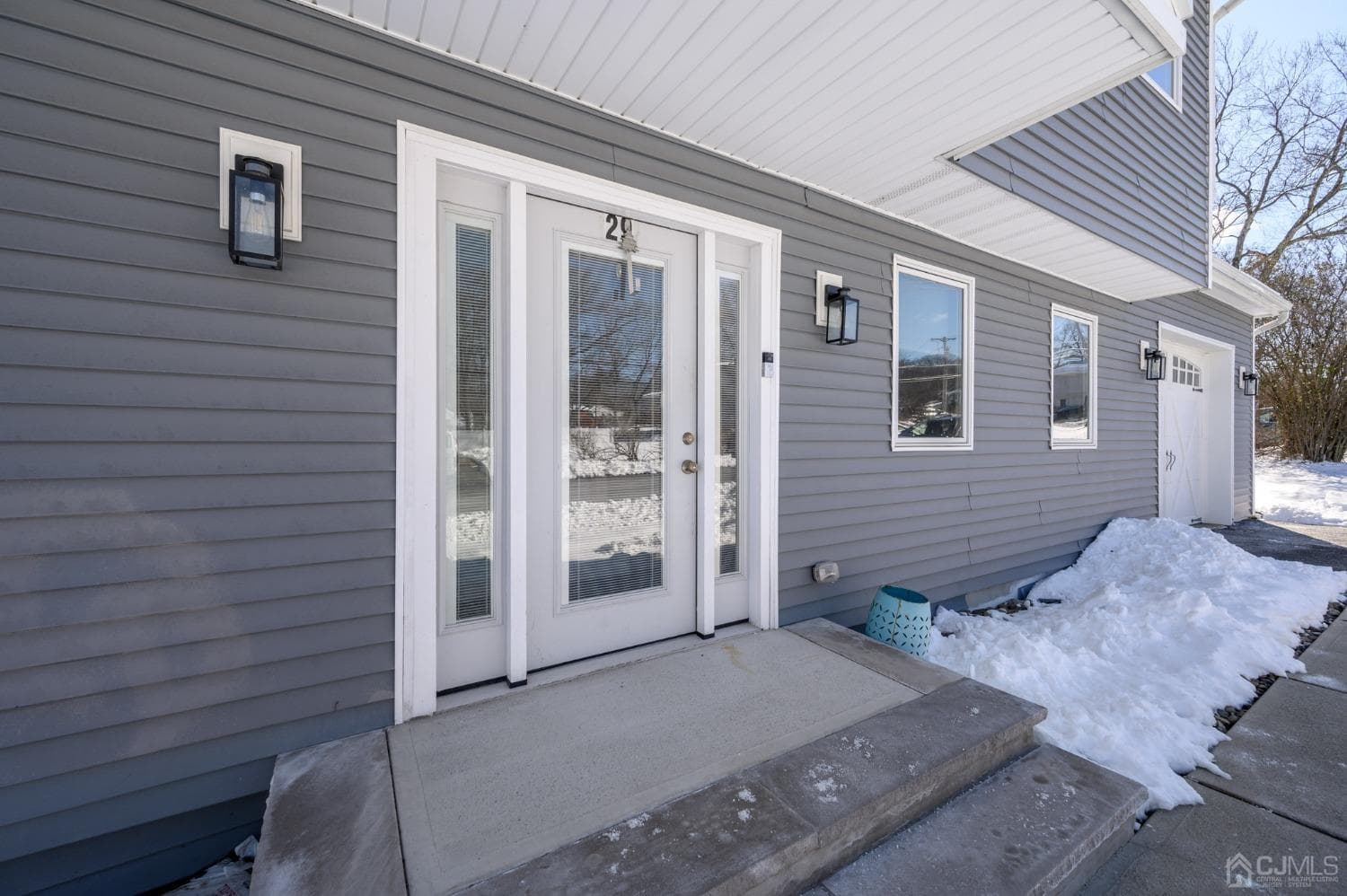 29 Glen Drive photo 2