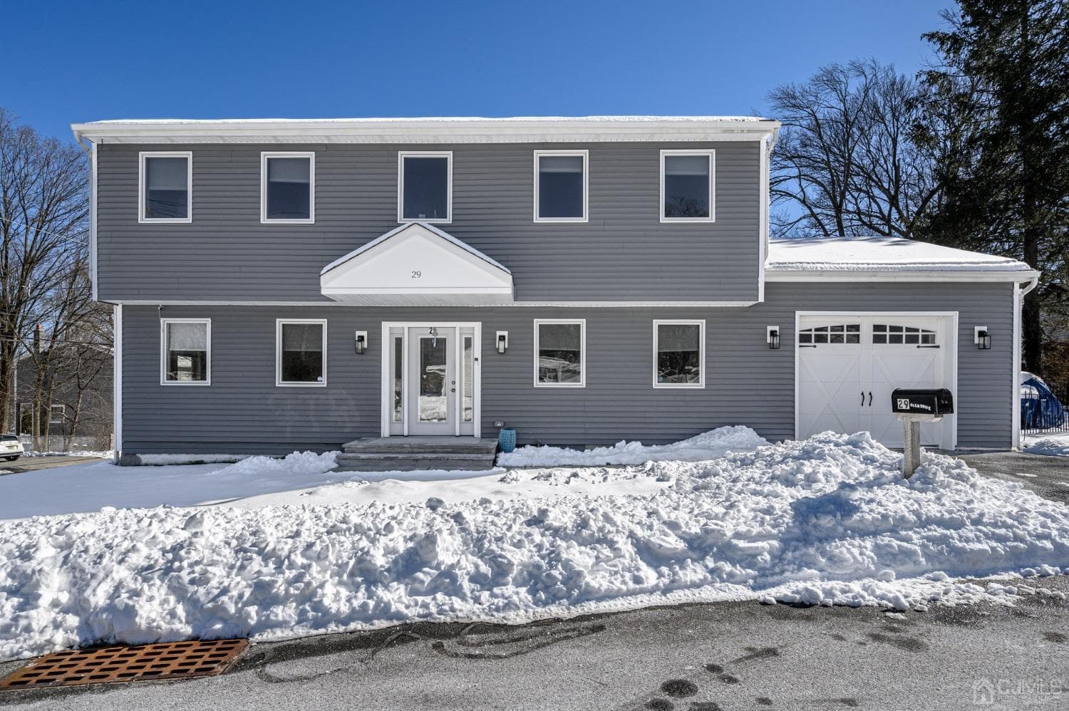 29 Glen Drive