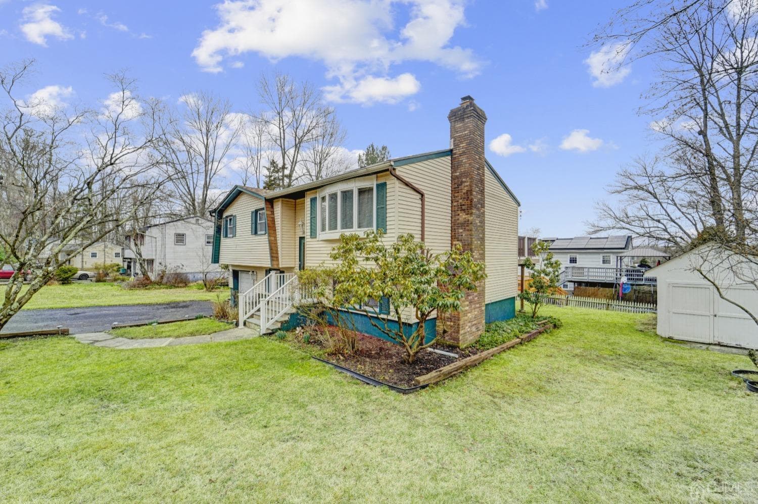 23 Hillside Terrace photo 2