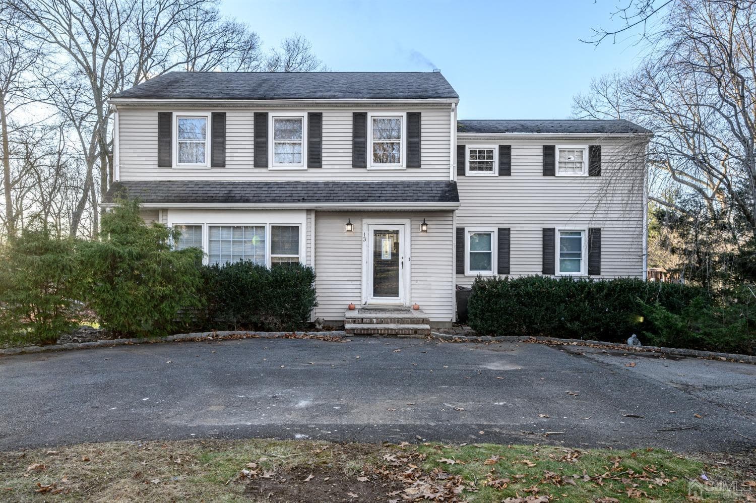 13 Overlook Avenue