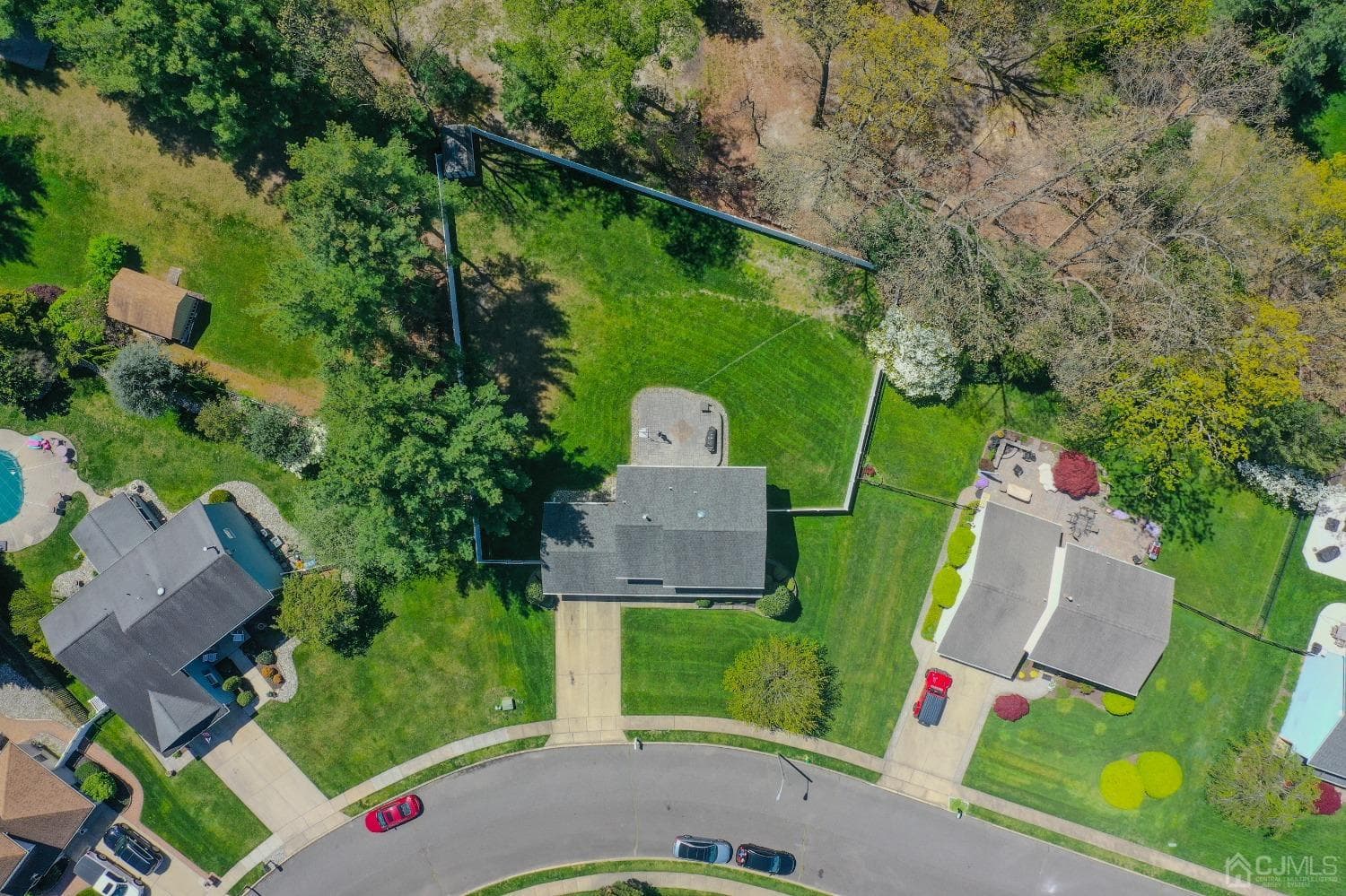 11 Oxford Drive photo 2