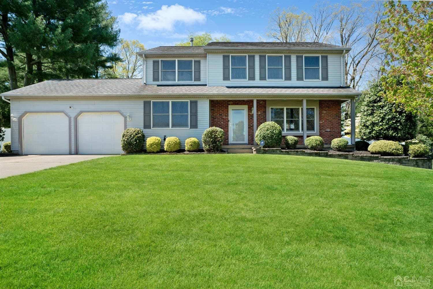 11 Oxford Drive