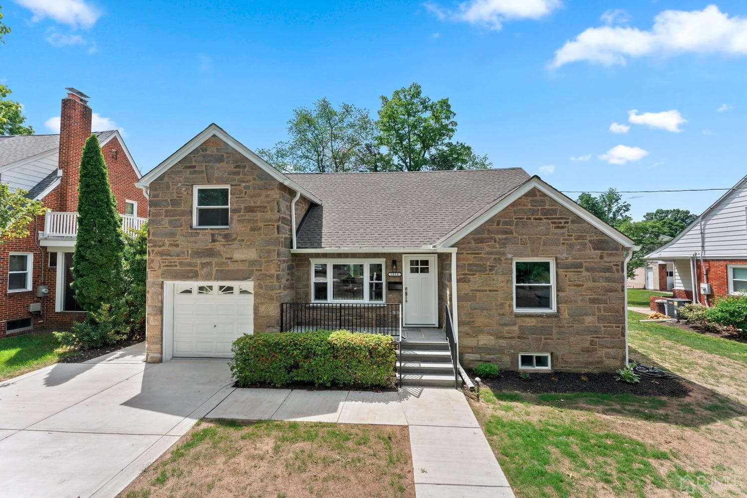 1828 Propsect Ridge Boulevard photo 2