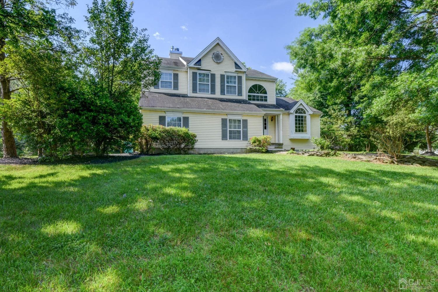 12 Montgomery Drive photo 2