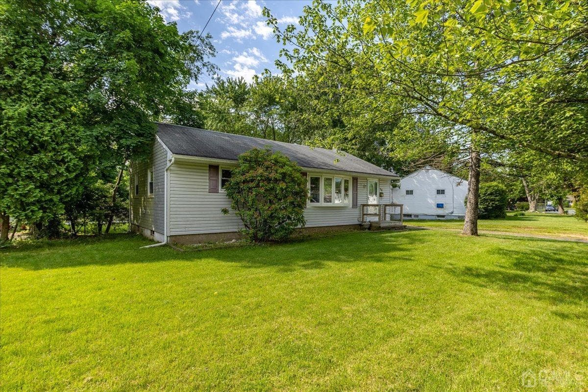 45 Paul Drive photo 2