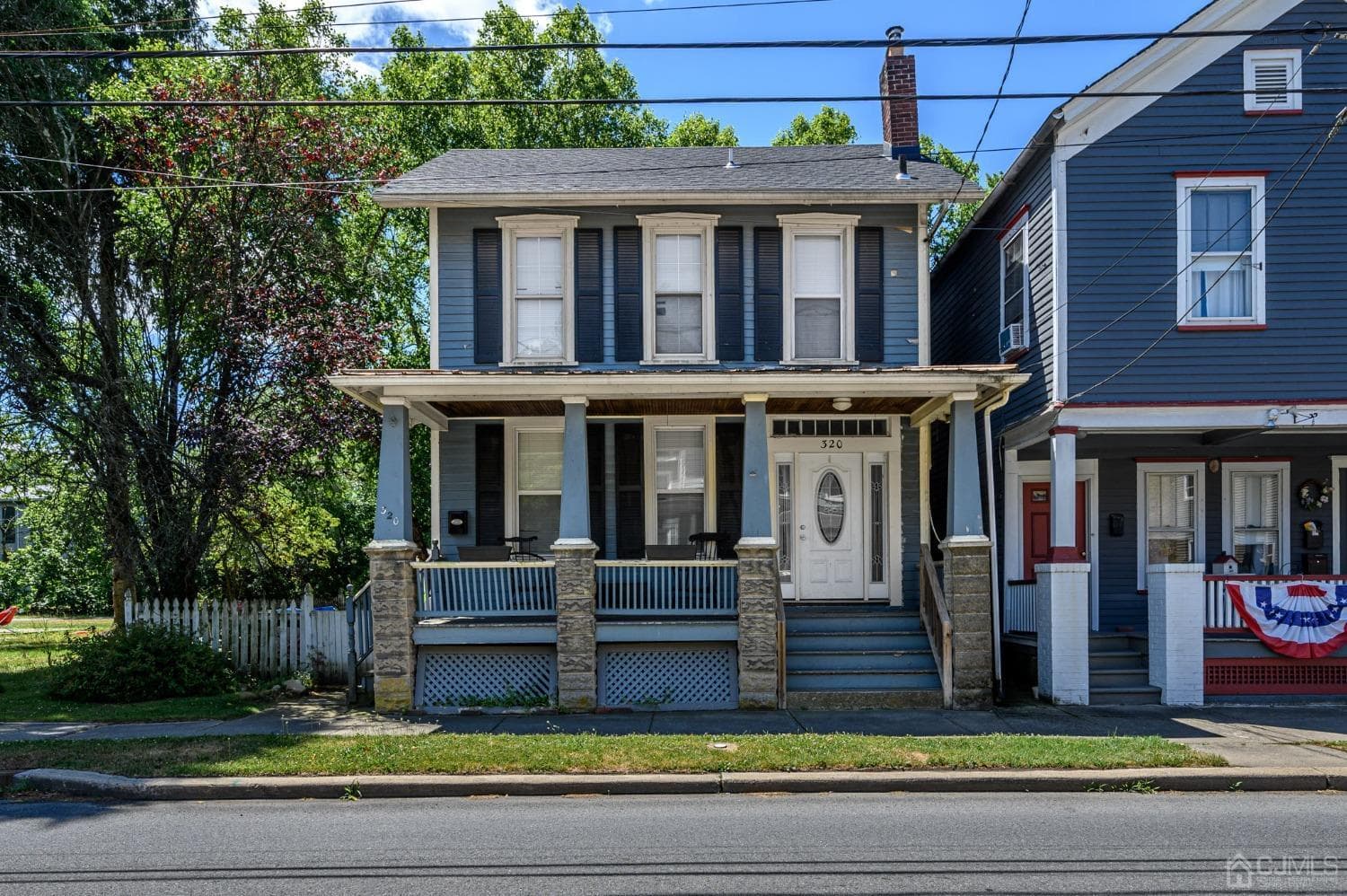 320 Water Street