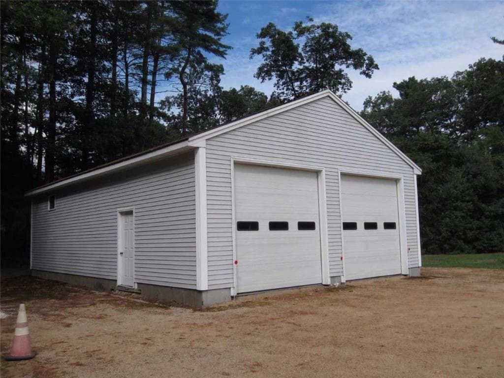 416 Harkney Hill photo 3