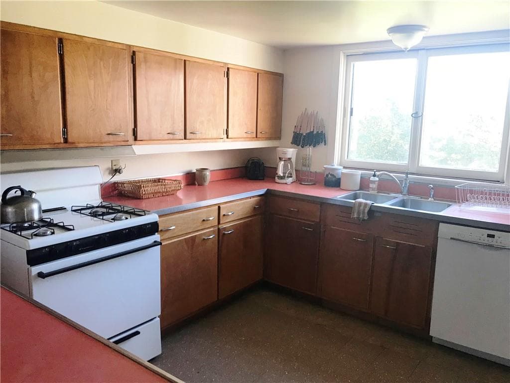 826 Beacon Hill photo 5