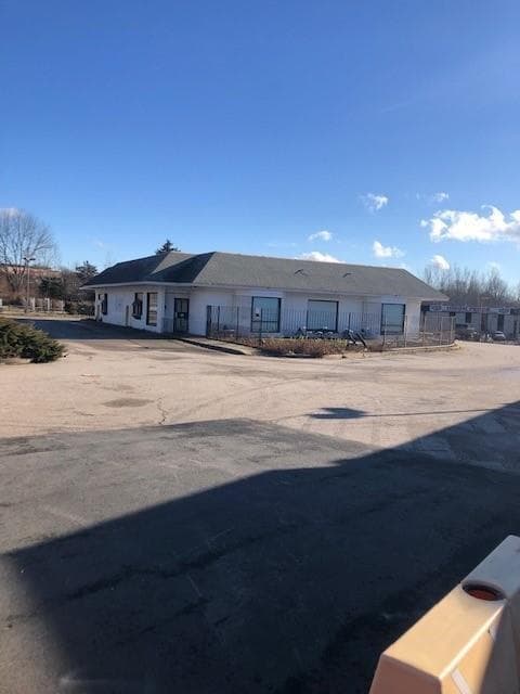1350 Hartford