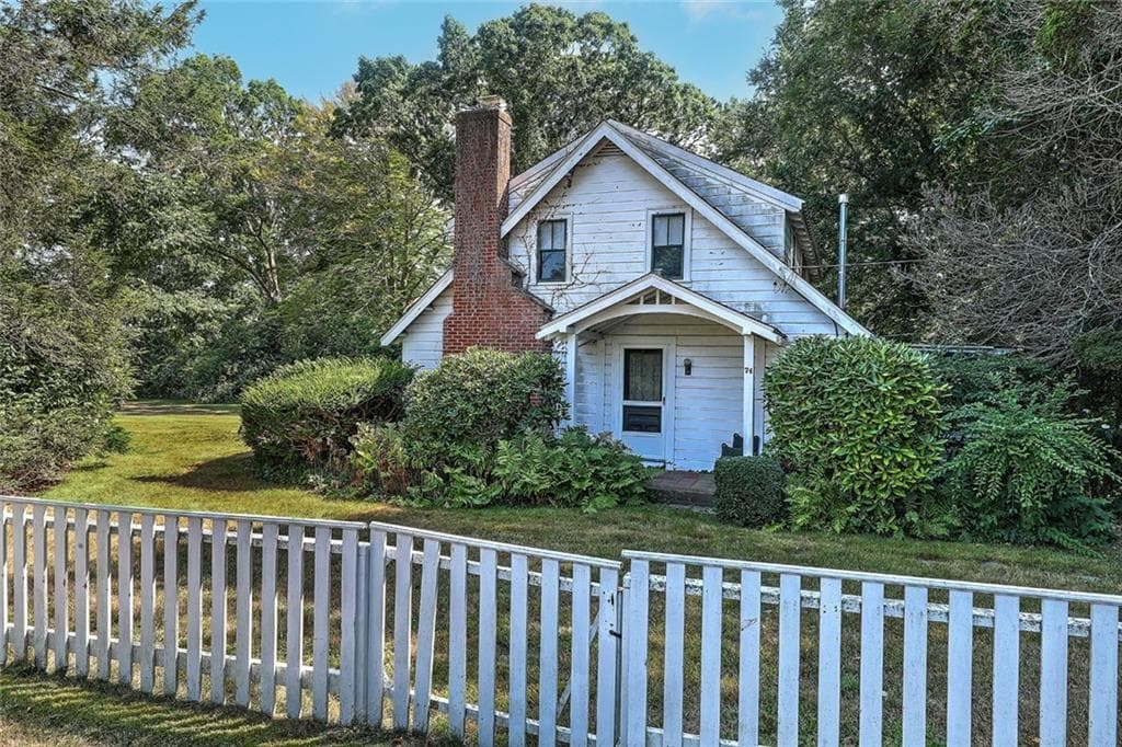 74 ADAMS POINT photo 3