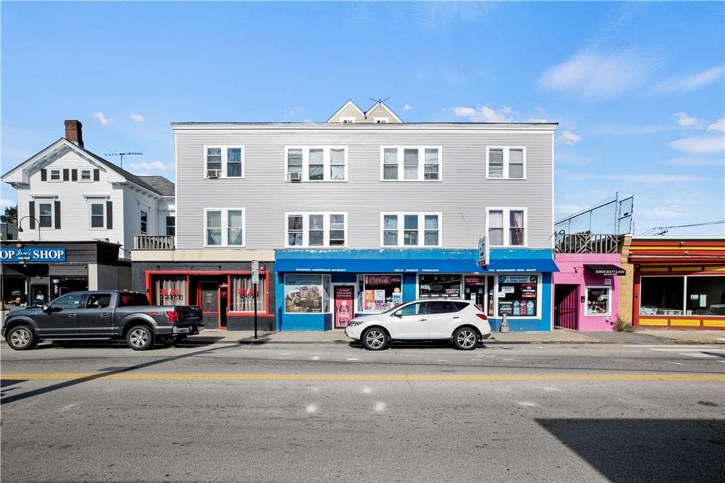 312 Broadway photo 3