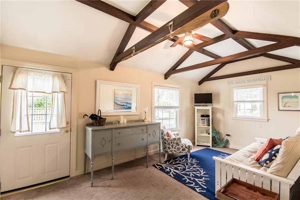 74 Orchard photo 5