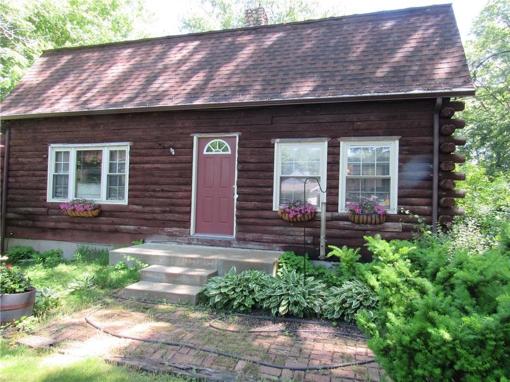 132 Sayles Hill photo 2