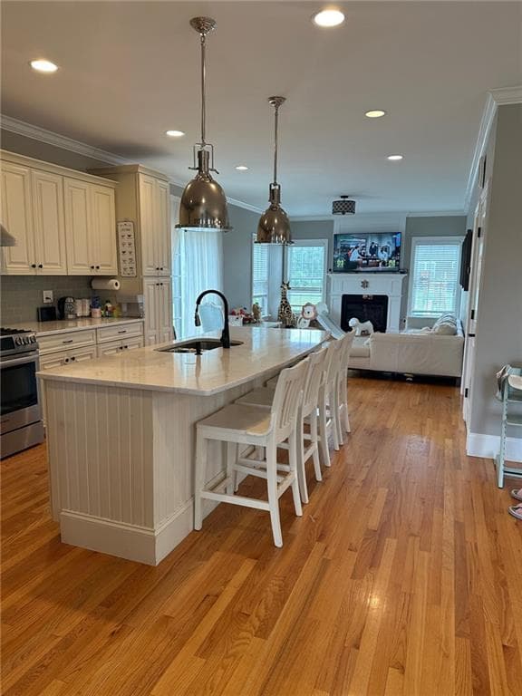 57 Randolph Way photo 4