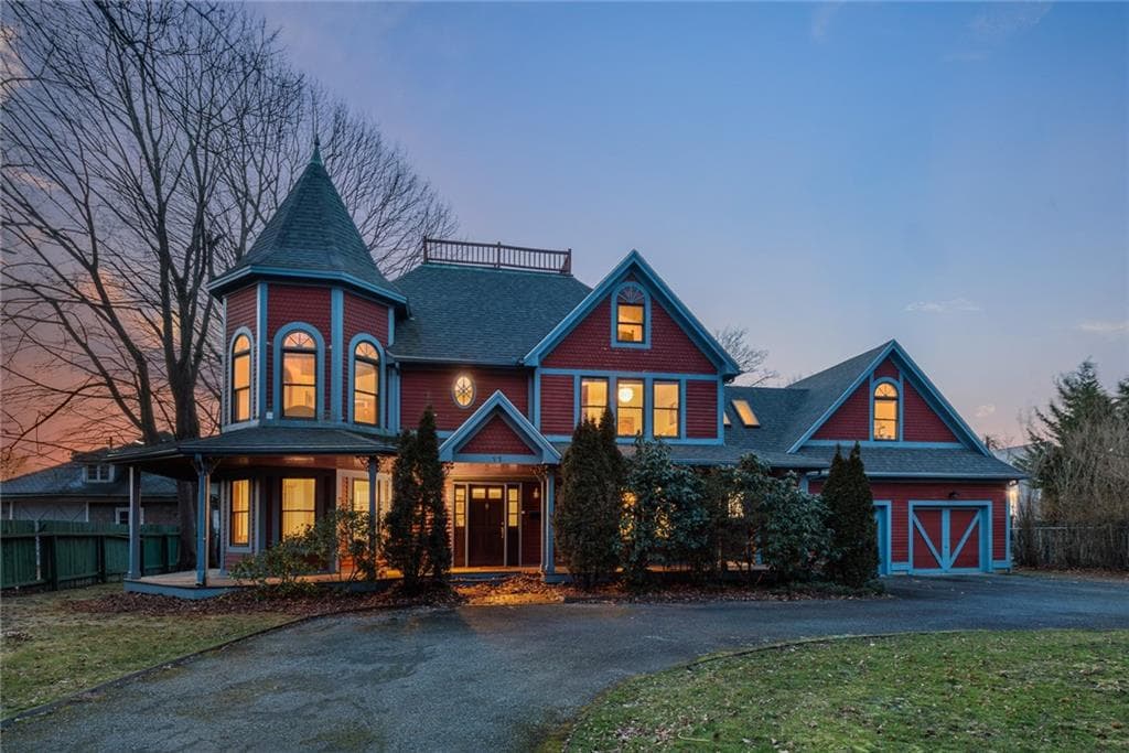 11 Sylvan St