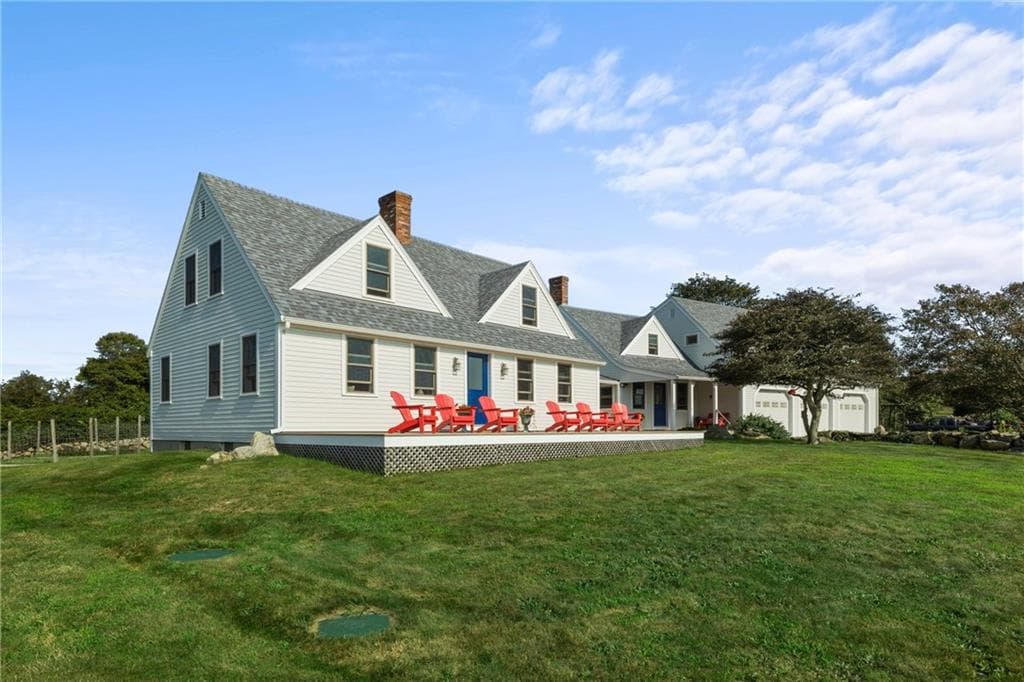 1087 Lakeside photo 2