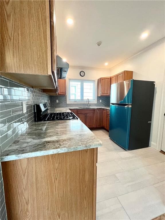 385 Cumberland Hill photo 3