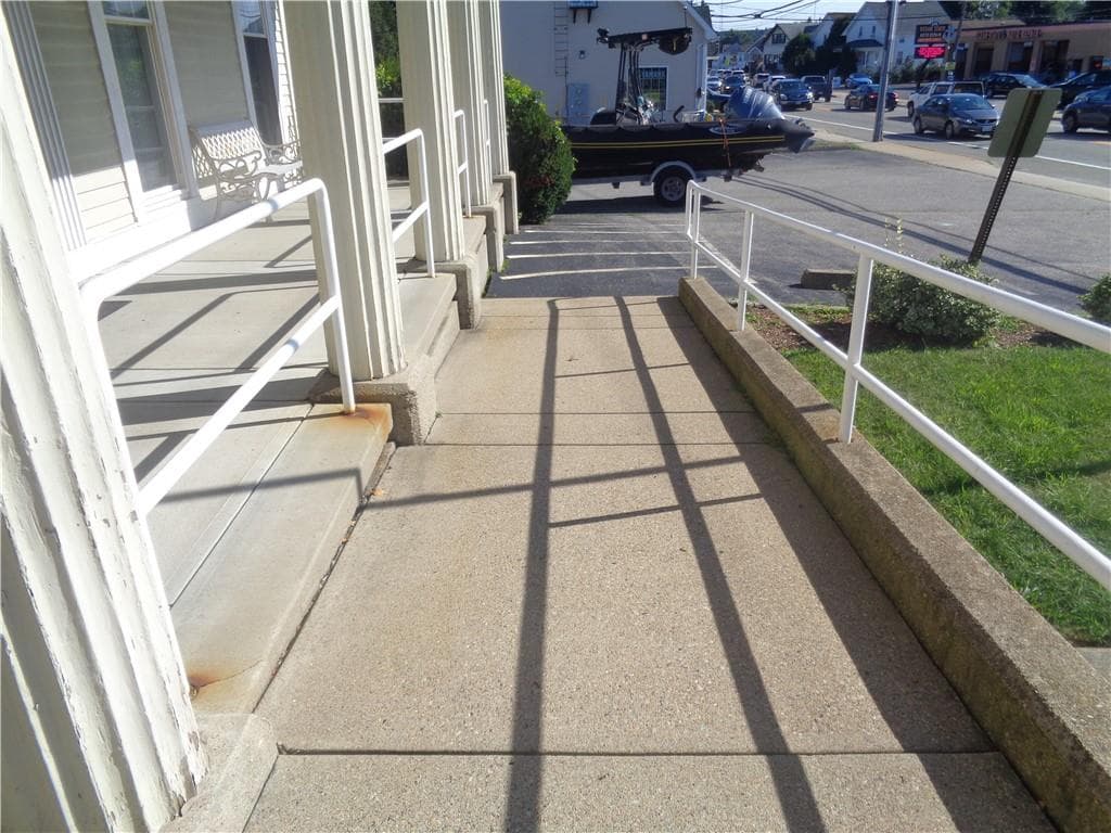 655 Killingly #1 photo 3