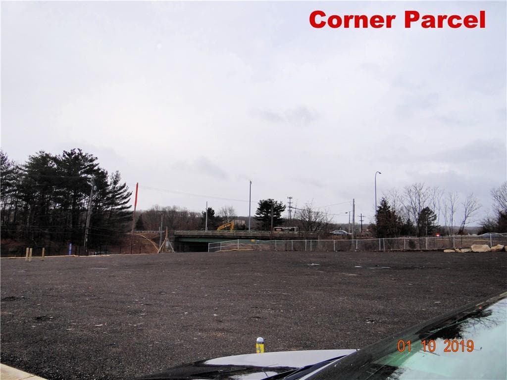 1835 Plainfield photo 3