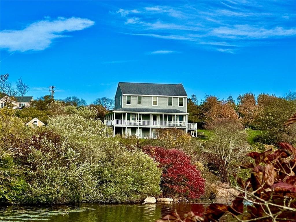 1632 Lakeside photo 3