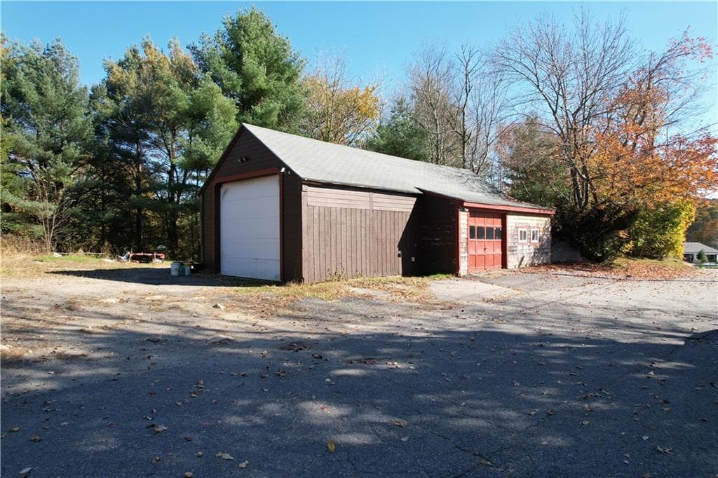 96 Old Elmdale