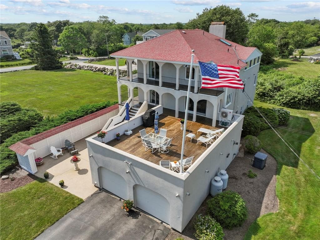 838 Green Hill Beach photo 3