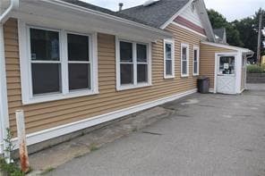 1368 Mendon photo 2