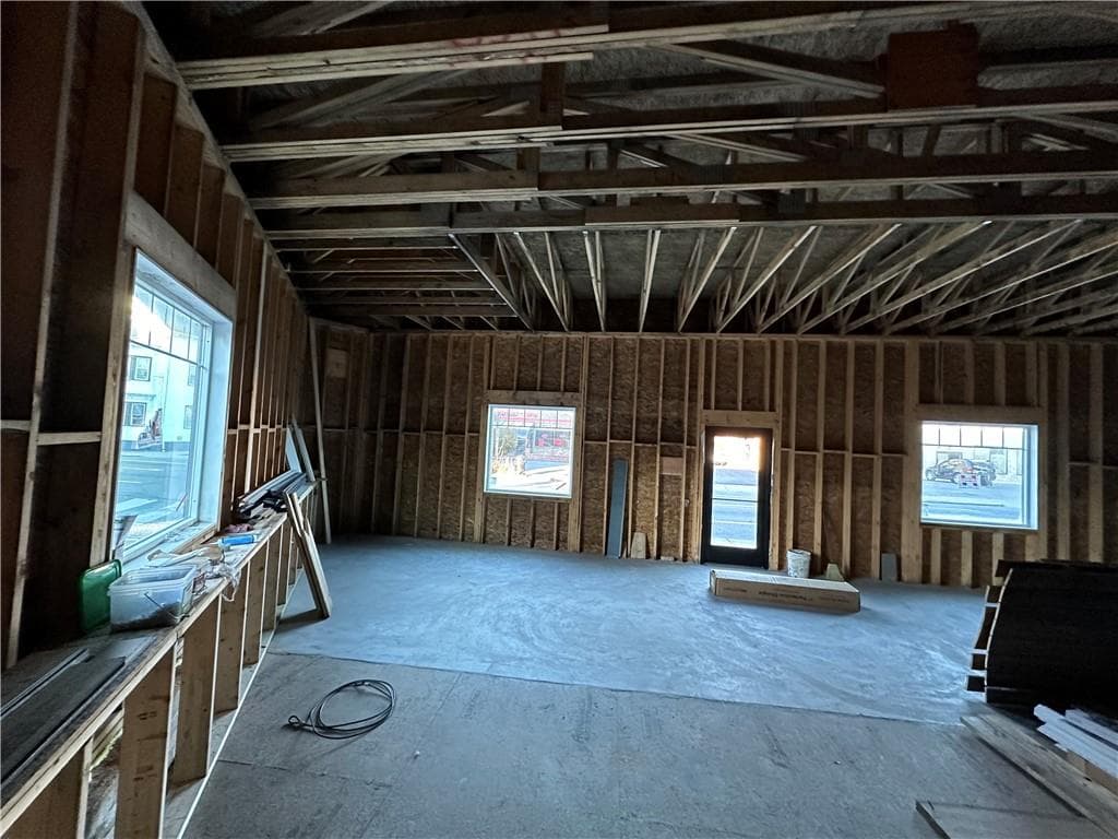 488 Smith photo 5