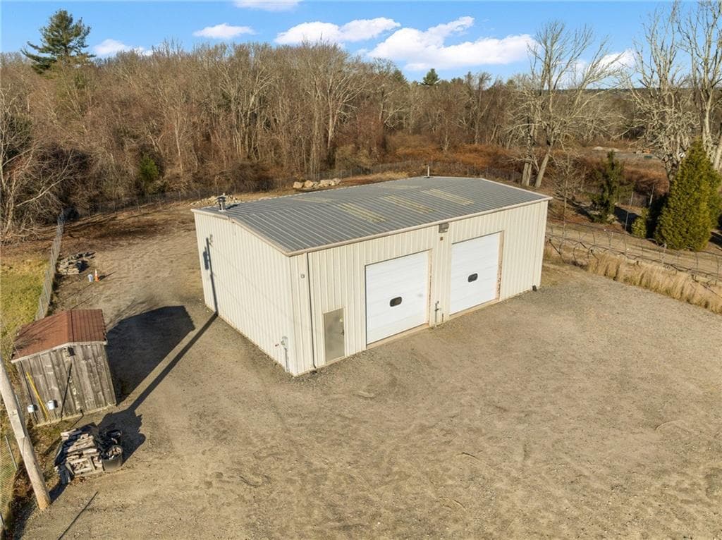 805 Nooseneck Hill Rd. #B photo 2