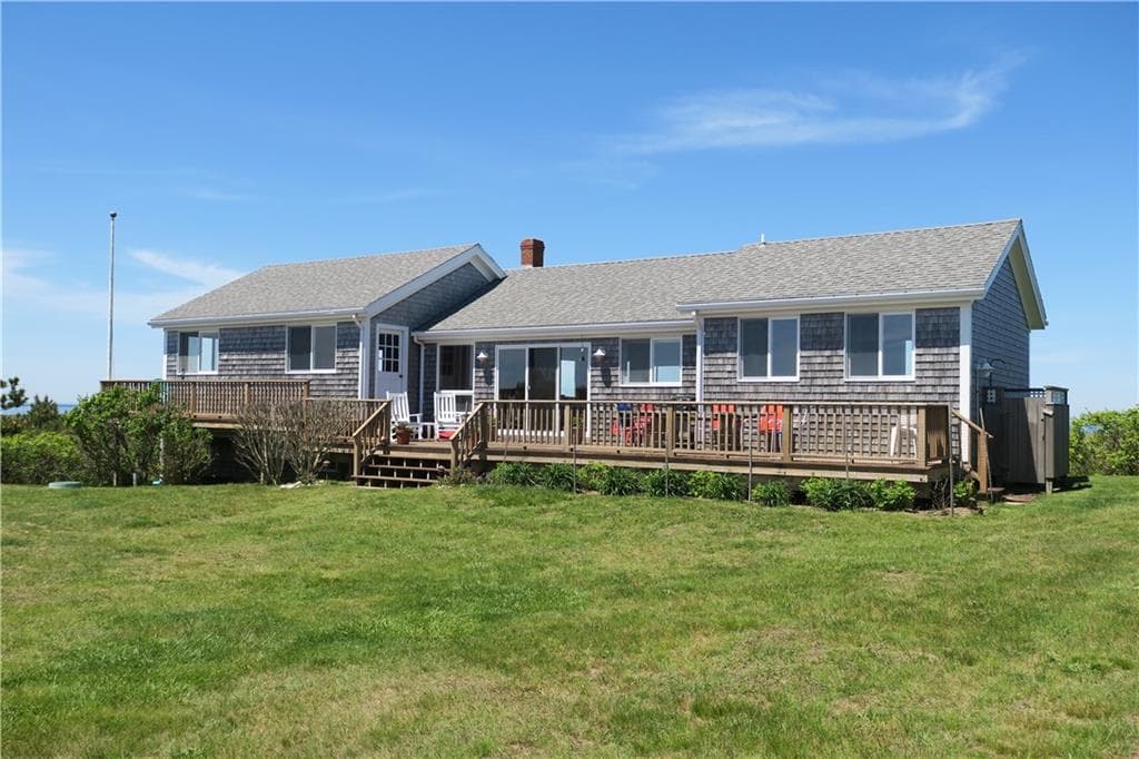 1152 Champlin photo 2