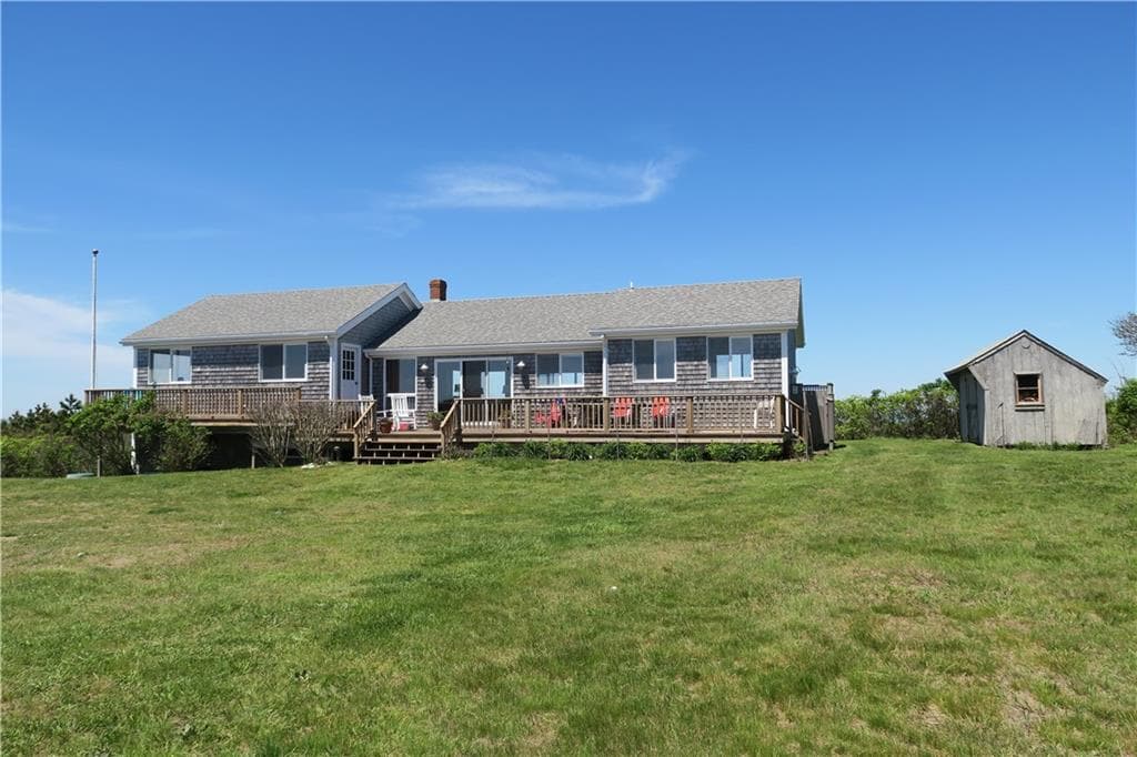 1152 Champlin photo 3