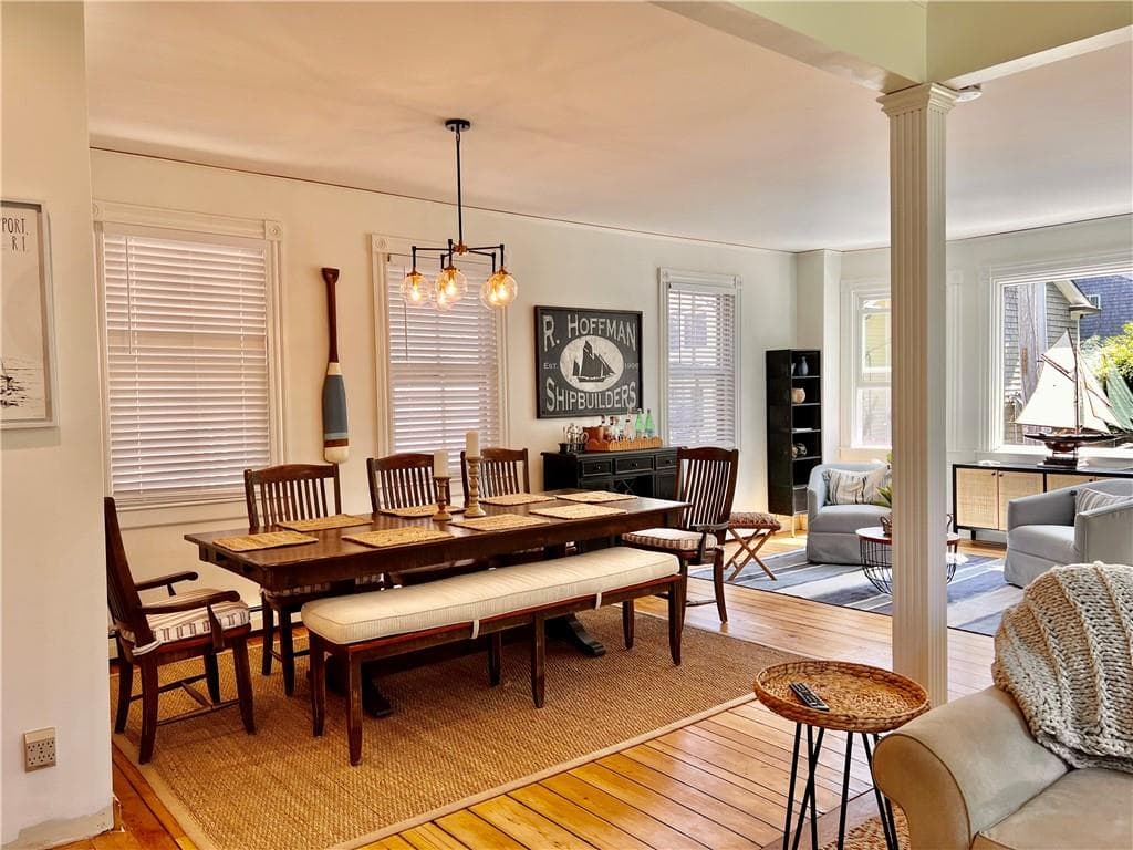 65 Kingston photo 4