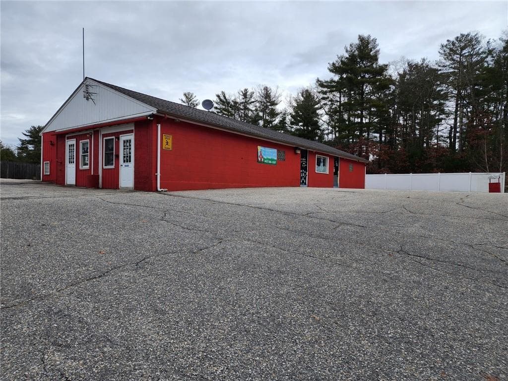 965 Putnam photo 2