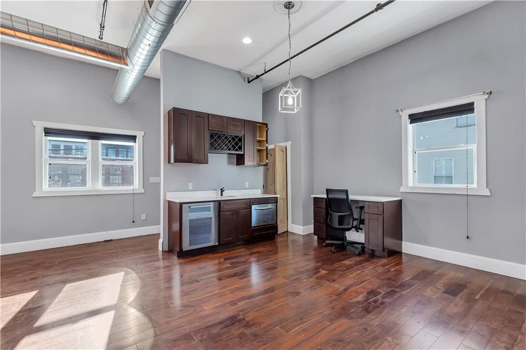 129 Warren photo 4