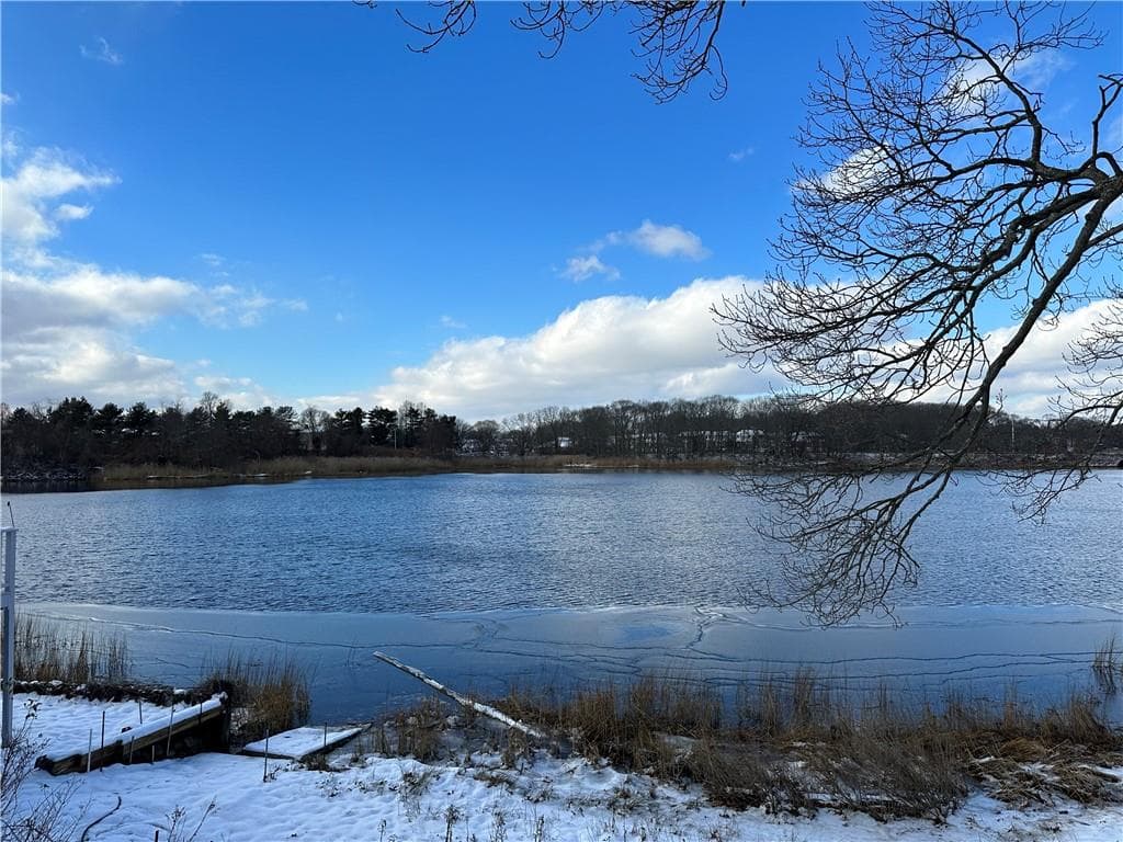 51 N. Shore photo 5