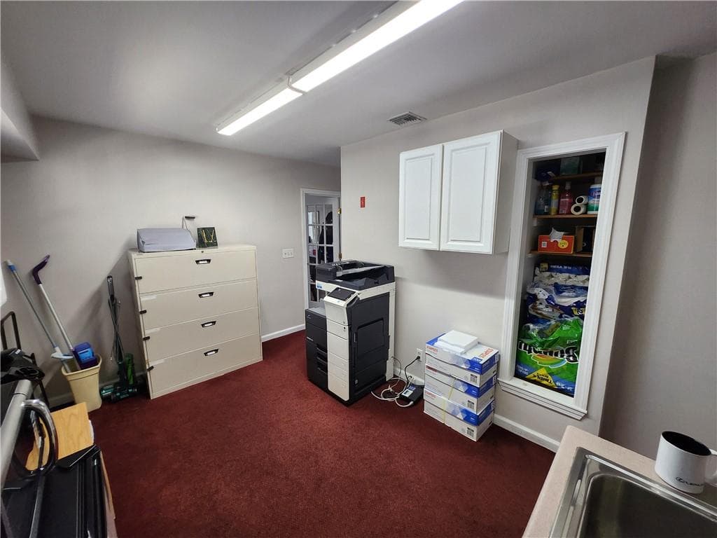 1815 Mineral Spring photo 5