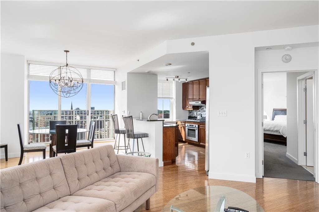 1 West Exchange #2601