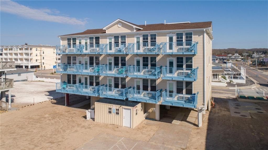 145 Atlantic photo 3