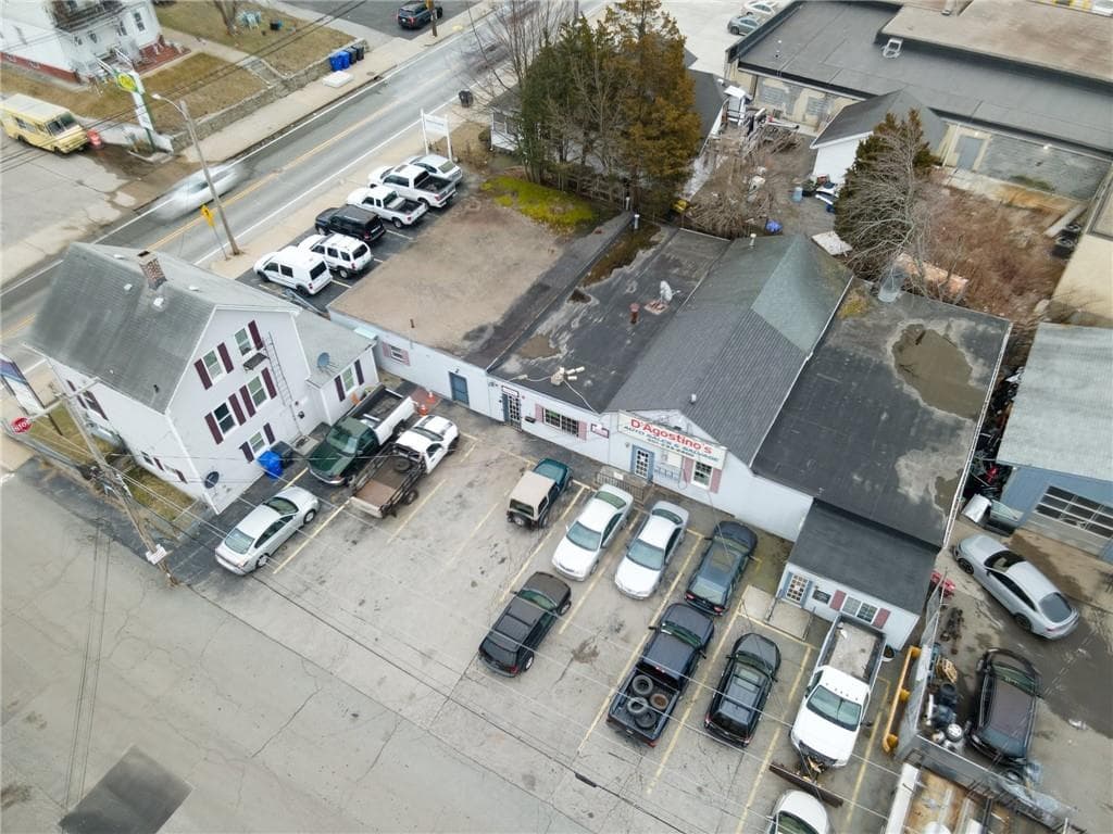 1174 Douglas #R photo 3