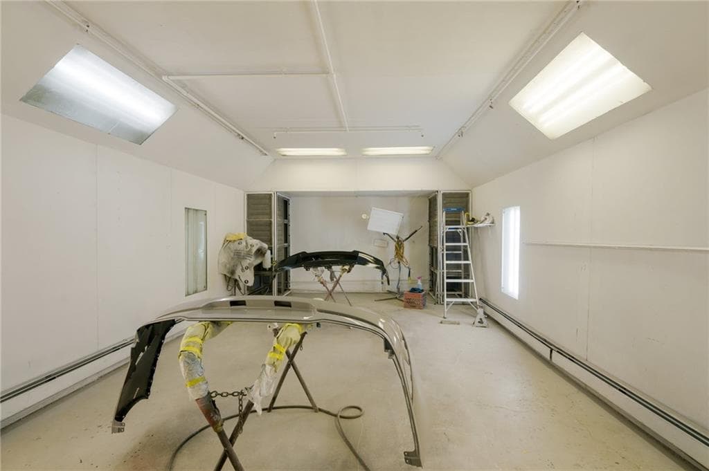 1174 Douglas #R photo 5