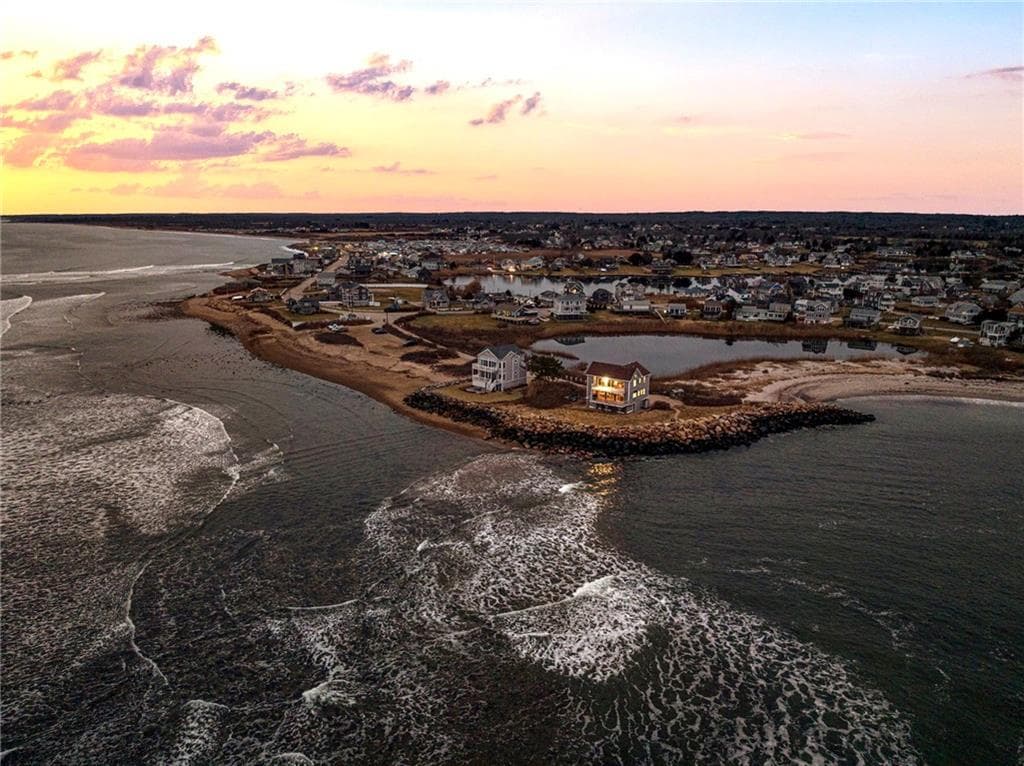 1119 Matunuck Beach photo 3